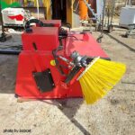 جارو بابکت عرض 190 همراه آب پاش و بغل زن مینی لودر بابکت - Image 4